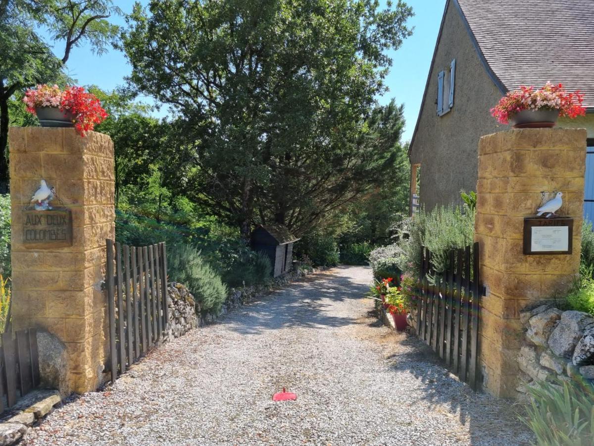Aux Deux Colombes Bed & Breakfast Padirac Dış mekan fotoğraf