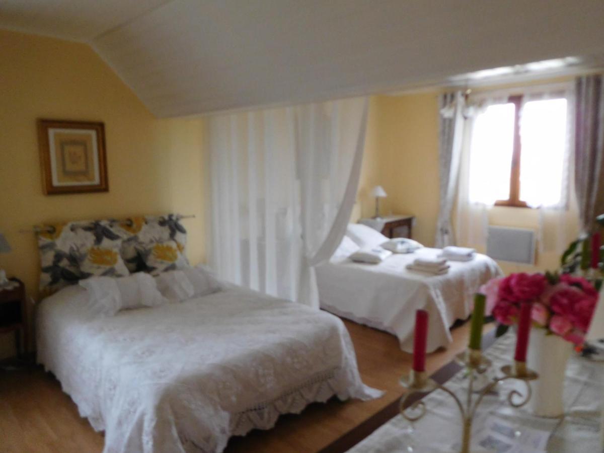Aux Deux Colombes Bed & Breakfast Padirac Dış mekan fotoğraf